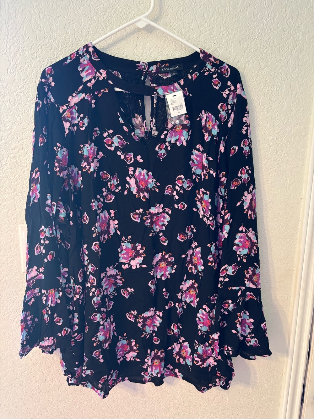 NWT Lane Bryant Womens Blouse Tunic Plus Floral Print Ruffle Sleeve V-Neck